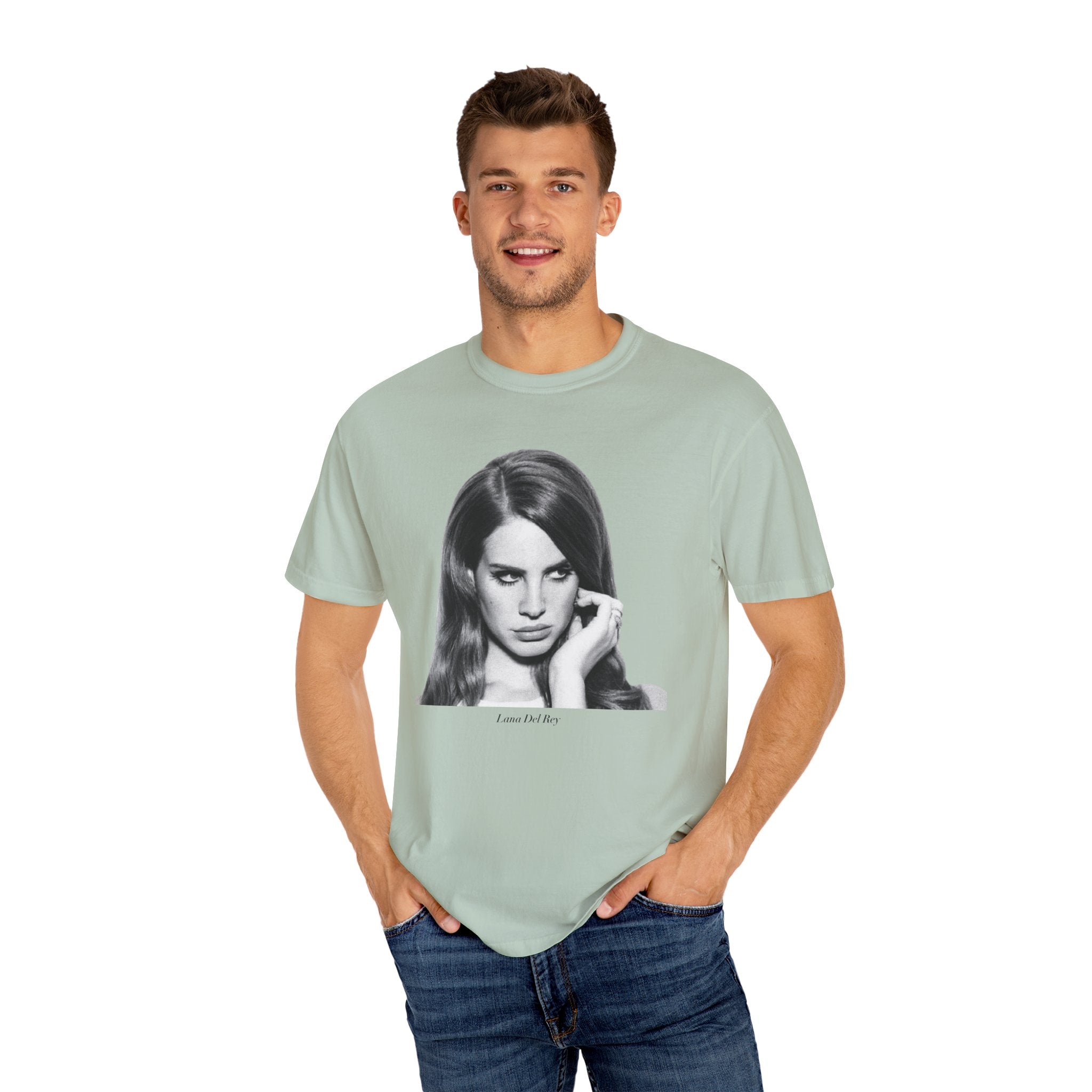 Lana Del Rey Graphic T-Shirt - Unisex Vintage Style Tee