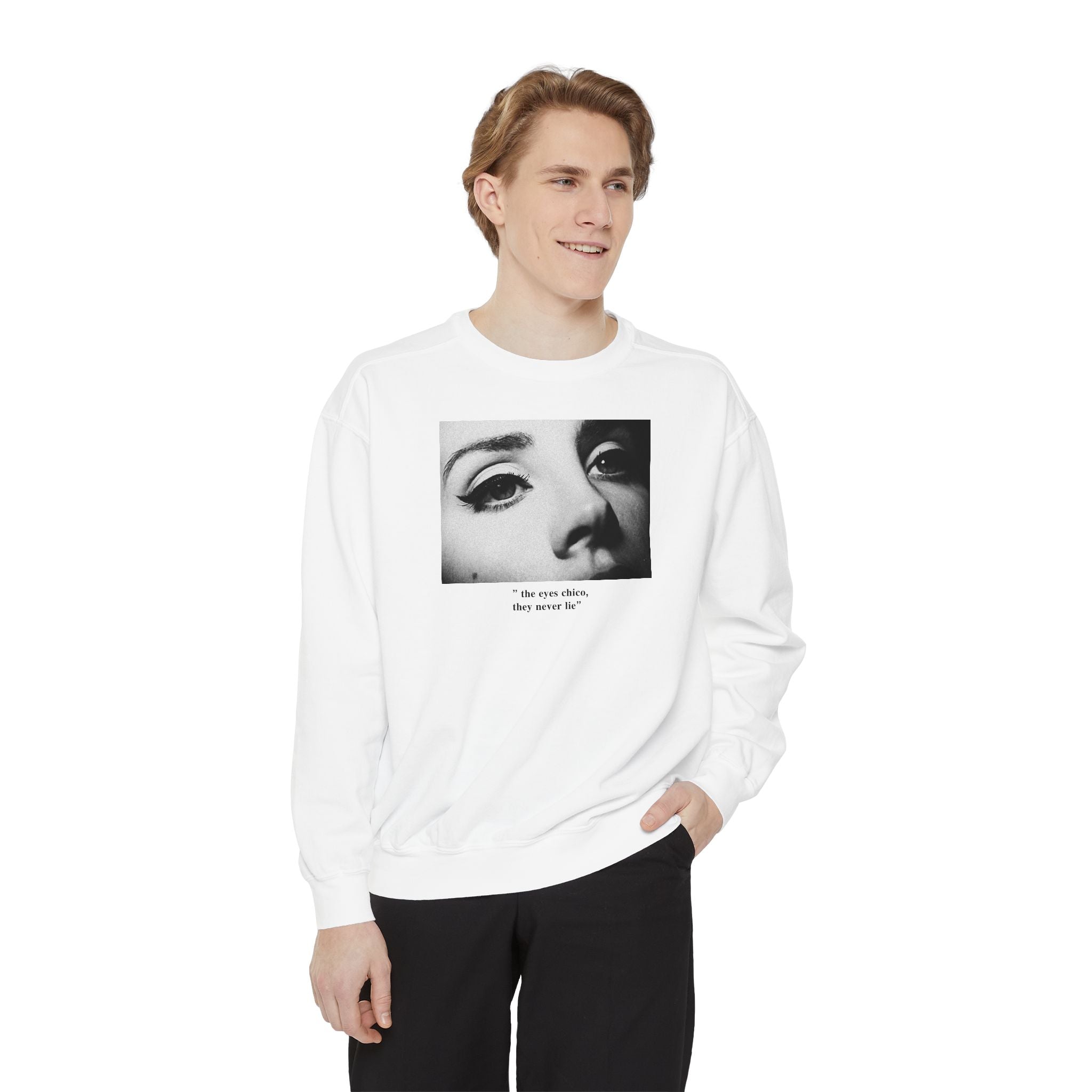 "the eyes chico'' - Lana Del Rey Sweatshirt Unisex