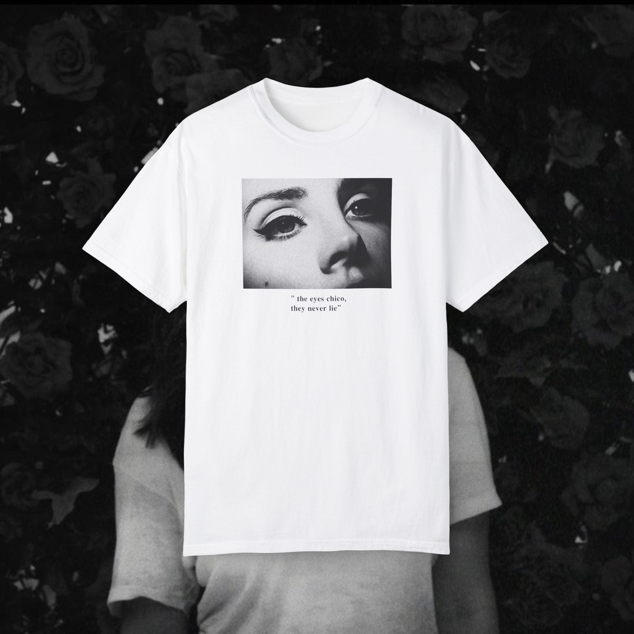 "the eyes chico'' - Lana Del Rey T-Shirt Unisex