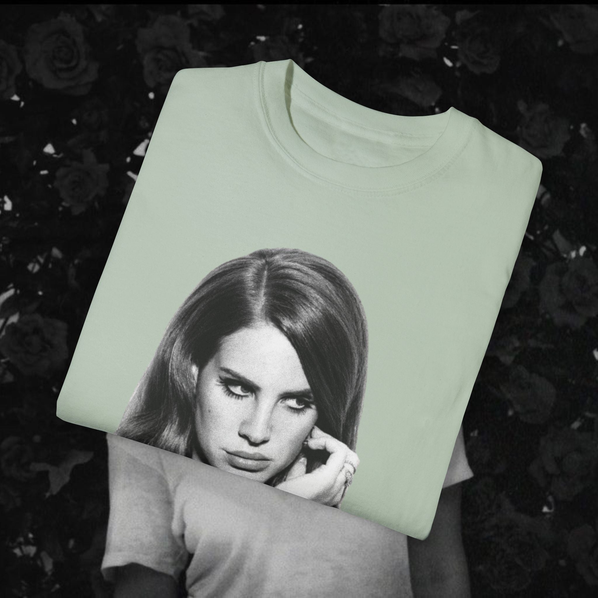 Lana Del Rey Graphic T-Shirt - Unisex Vintage Style Tee