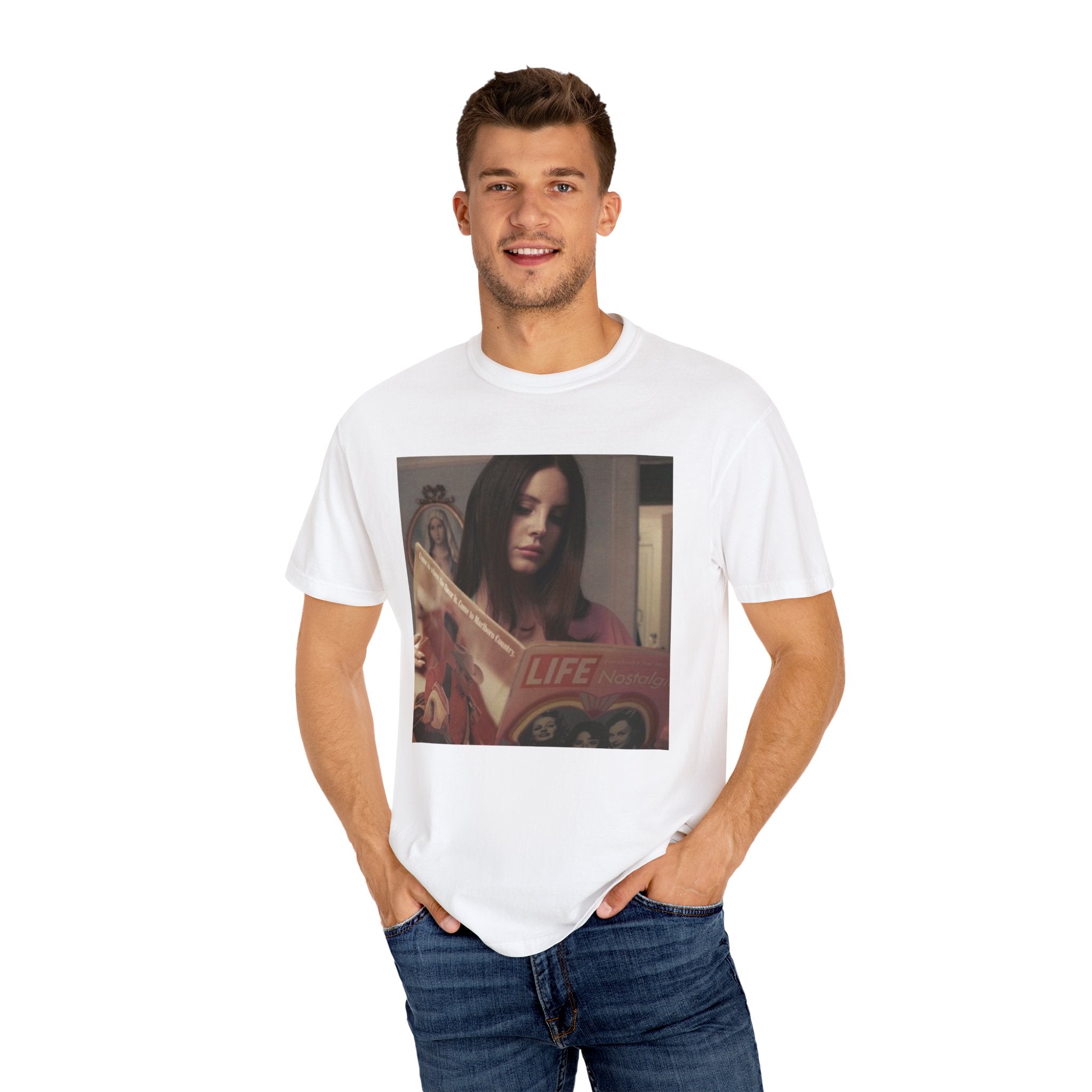 Lana Del Rey Magazine - Unisex T-Shirt