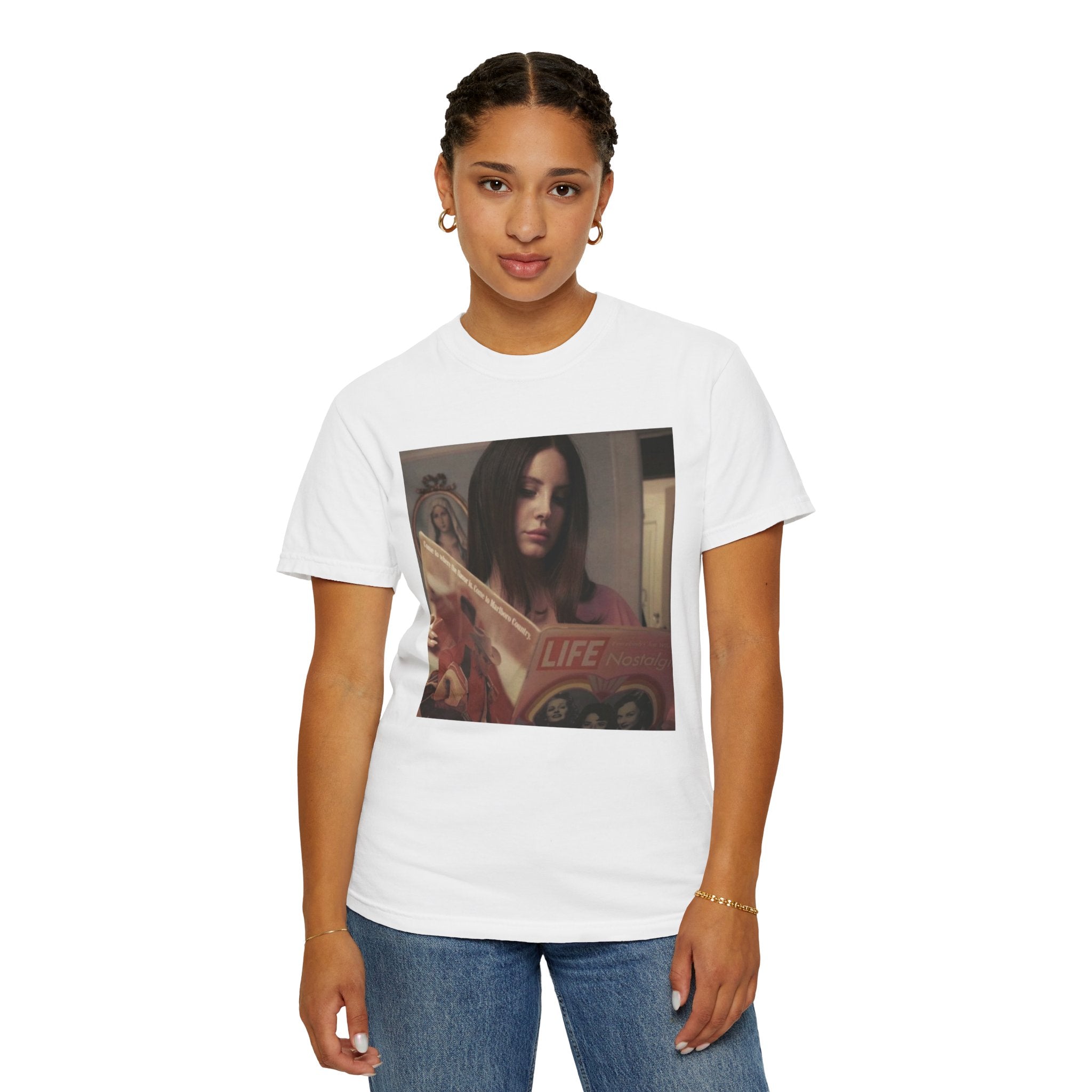 Lana Del Rey Magazine - Unisex T-Shirt