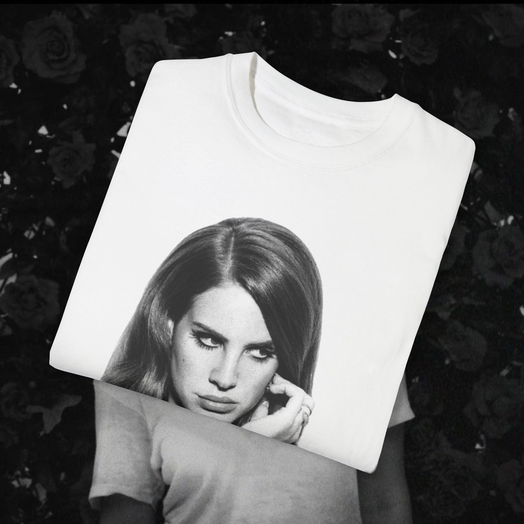 Lana Del Rey Graphic T-Shirt - Unisex Vintage Style Tee