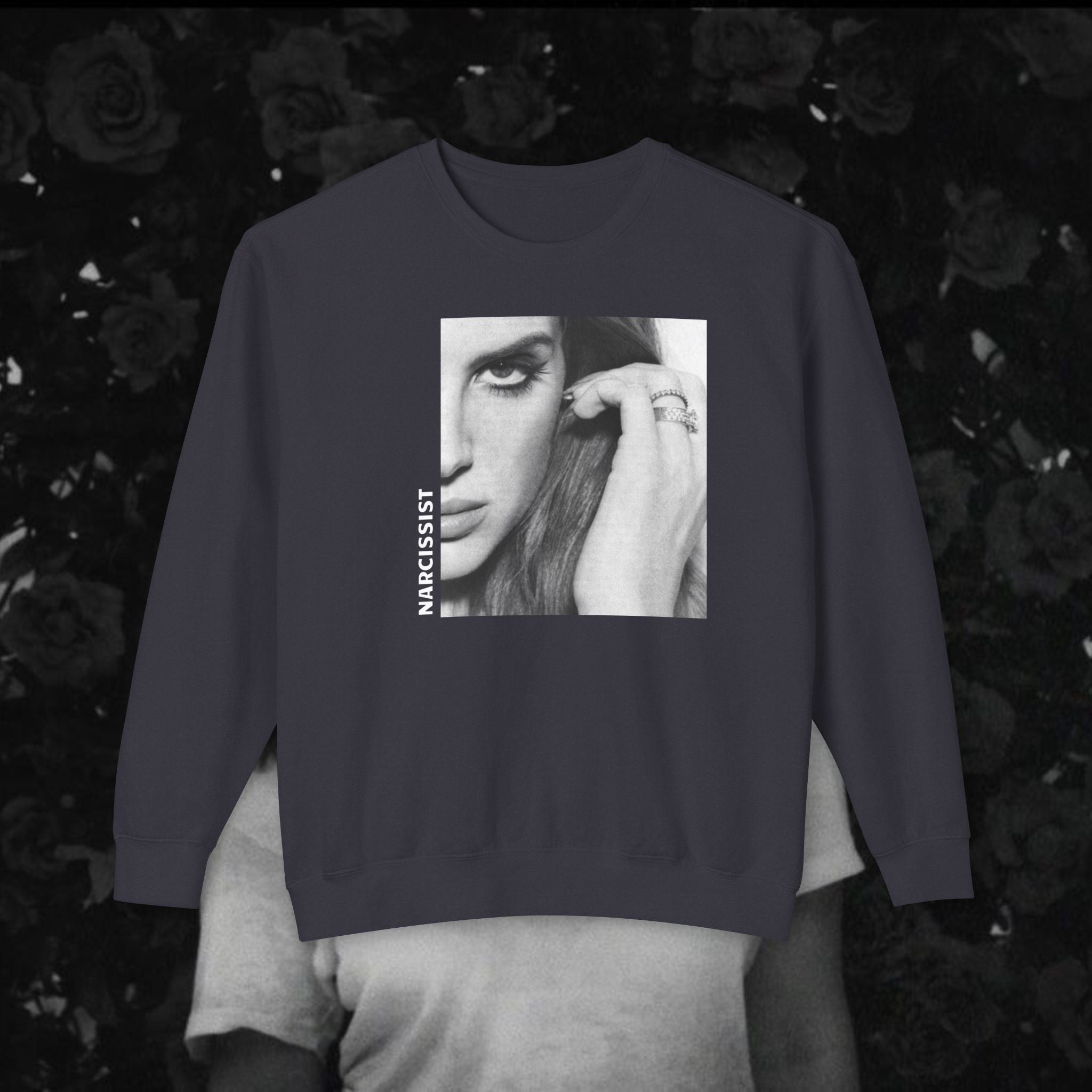 'Narcissist' Crewneck Sweatshirt - Unisex Lightweight Autumn Vibes